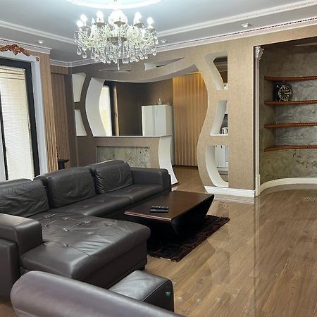 Cosy Apartment In The City Centre Tbilisi Eksteriør bilde