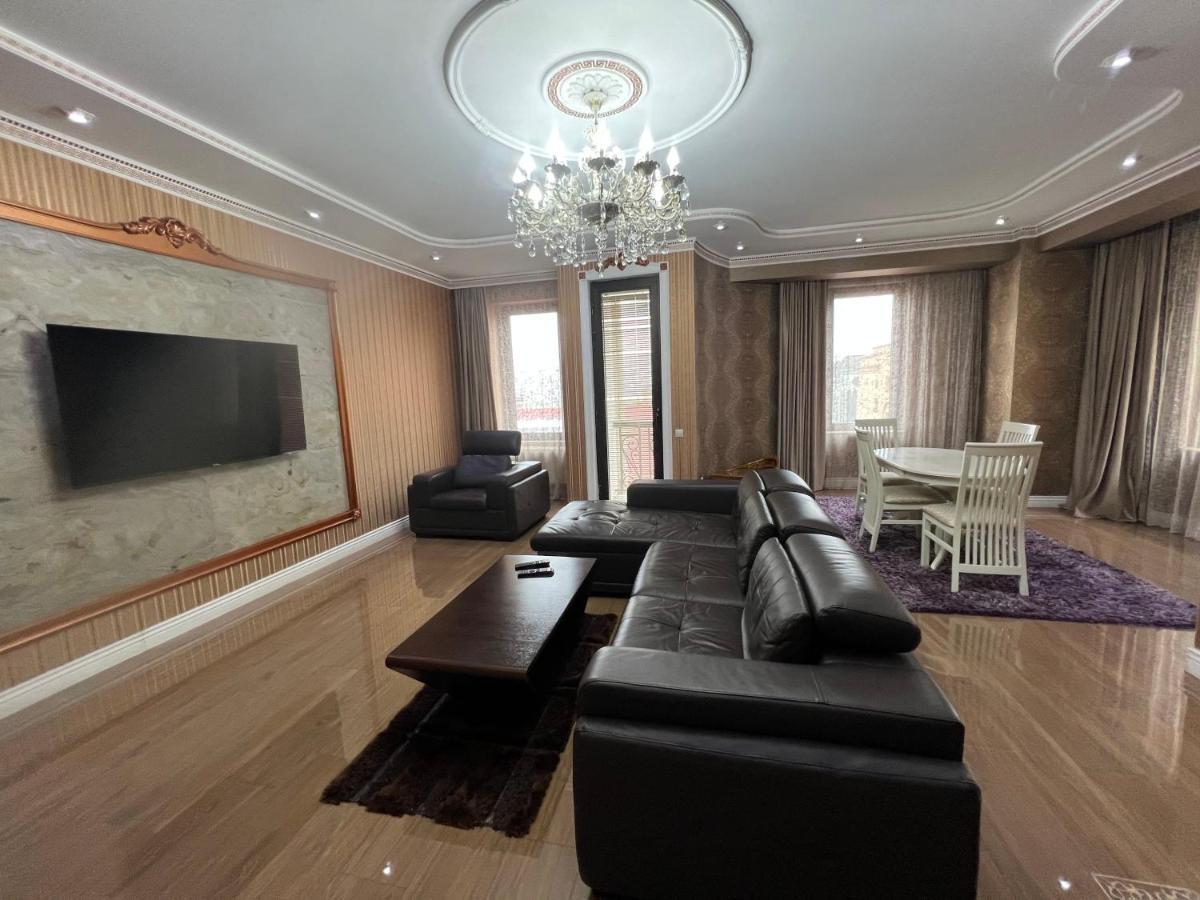 Cosy Apartment In The City Centre Tbilisi Eksteriør bilde